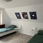 Ideal Fuer Firmen Und Berufsreisende - Moderne Naehe Hamburg, Mit Gemeinschaftsbad & Kueche *
