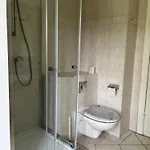 Ideal Fuer Firmen Und Berufsreisende - Moderne Naehe Hamburg, Mit Gemeinschaftsbad & Kueche Vandrarhem