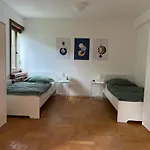Ideal Fuer Firmen Und Berufsreisende - Moderne Naehe Hamburg, Mit Gemeinschaftsbad & Kueche