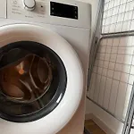 Ideal Fuer Firmen Und Berufsreisende - Moderne Naehe Hamburg, Mit Gemeinschaftsbad & Kueche *