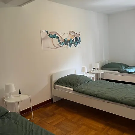 Moderne Naehe Hamburg, Mit Gemeinschaftsbad & Kueche Grosshansdorf