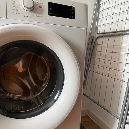 Moderne Naehe Hamburg, Mit Gemeinschaftsbad & Kueche *