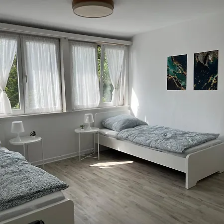 Hostel Moderne Nähe Hamburg, Mit Gemeinschaftsbad&küche *